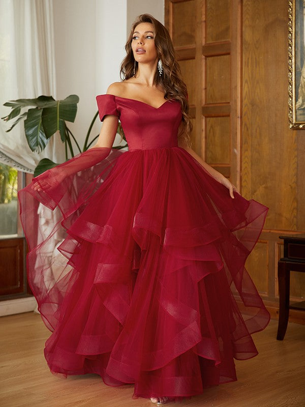 Robe trapèze/princesse en tulle à volants, épaules dénudées, sans manches, longueur au sol