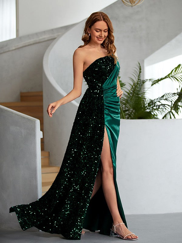 Robe fourreau/colonne en velours à paillettes, froncée, asymétrique, sans manches, longueur au sol