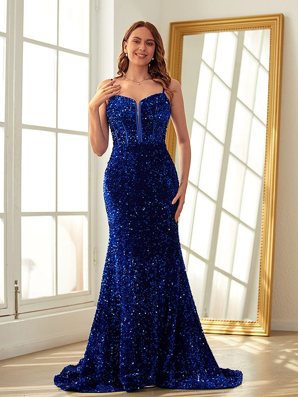 Robe fourreau/colonne en velours à paillettes et volants, bretelles spaghetti, sans manches, traîne courte