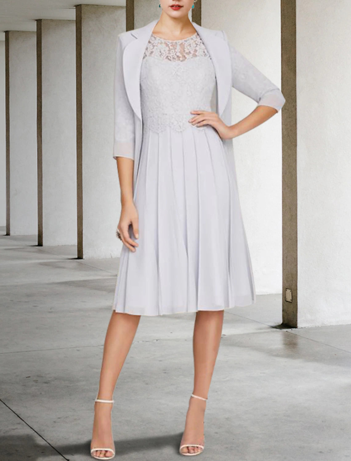 Zweiteiliges A-Linien-Kleid für die Brautmutter, elegantes V-Ausschnitt, knielanges Satin-Spitzen-Jackenkleid mit halben Ärmeln und Falten