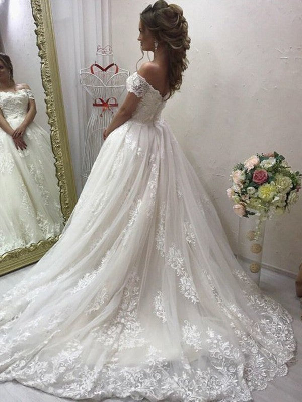 A-Line/Princess Off-the-Shoulder Sleeveless Sweep/Brush Train Applique Tulle Wedding Dresses