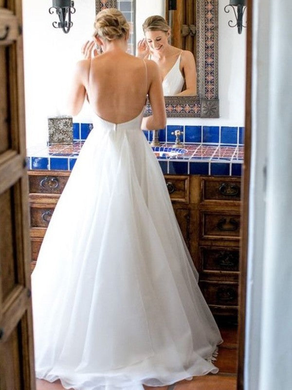 Robe de mariée trapèze/princesse en tulle, col en V, sans manches, traîne courte, volants