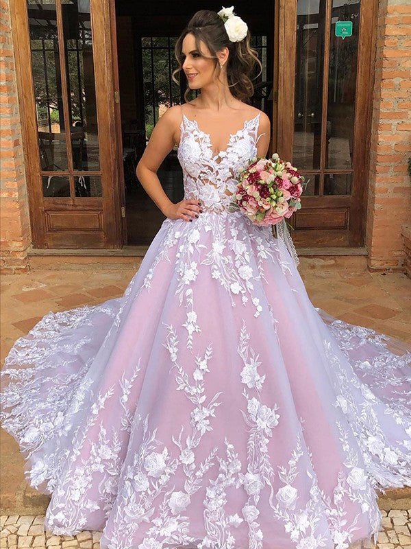 Robe de mariée en dentelle avec appliques, col en V, sans manches, traîne chapelle