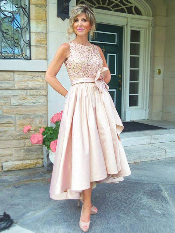 A-Line/Princess Satin Bowknot Scoop Sleeveless Asymmetrical Mother of the Bride Dresses