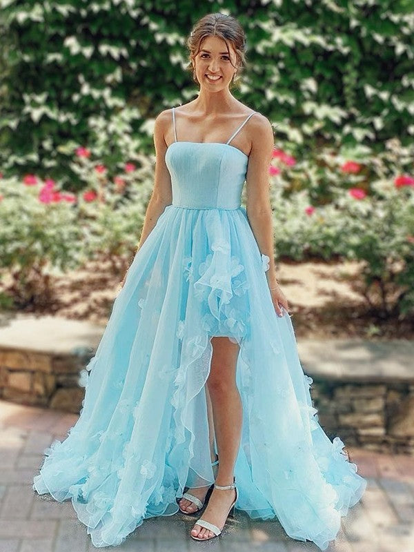 Robe trapèze/princesse en organza à fleurs faites à la main, bretelles spaghetti, sans manches, traîne courte
