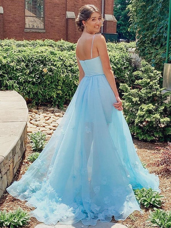 Robe trapèze/princesse en organza à fleurs faites à la main, bretelles spaghetti, sans manches, traîne courte