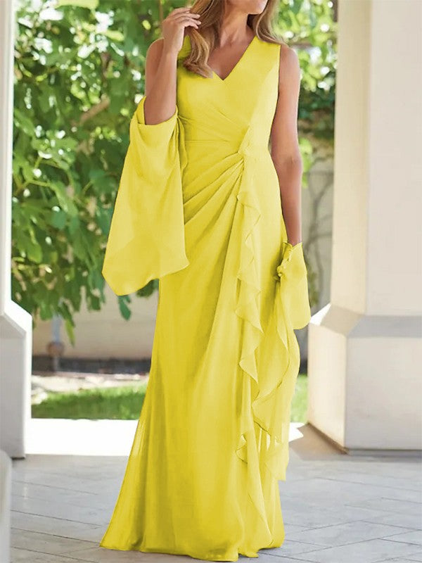 Eng anliegendes/säulenförmiges Chiffon-Kleid mit Plissee, V-Ausschnitt, ärmellos und bodenlang für die Mutter der Braut