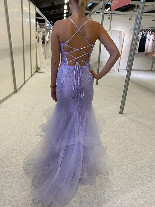 Robe fourreau/colonne en tulle avec appliques, col en V, sans manches, traîne courte