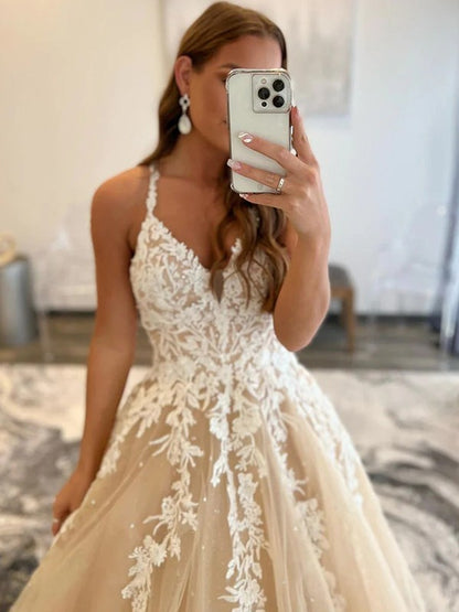 A-Line/Princess Tulle Applique V-neck Sleeveless Floor-Length Dresses