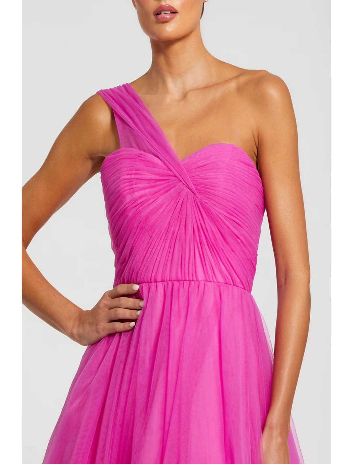 Robe de bal trapèze élégante, longueur au sol, sans manches, asymétrique, en tulle et froncé