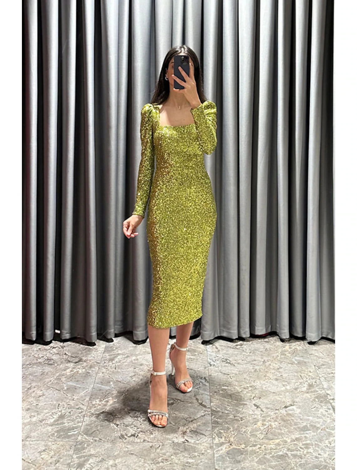 Robe de soirée fourreau/colonne élégante robe noire formelle automne longueur thé manches longues col carré paillettes avec fente scintillante