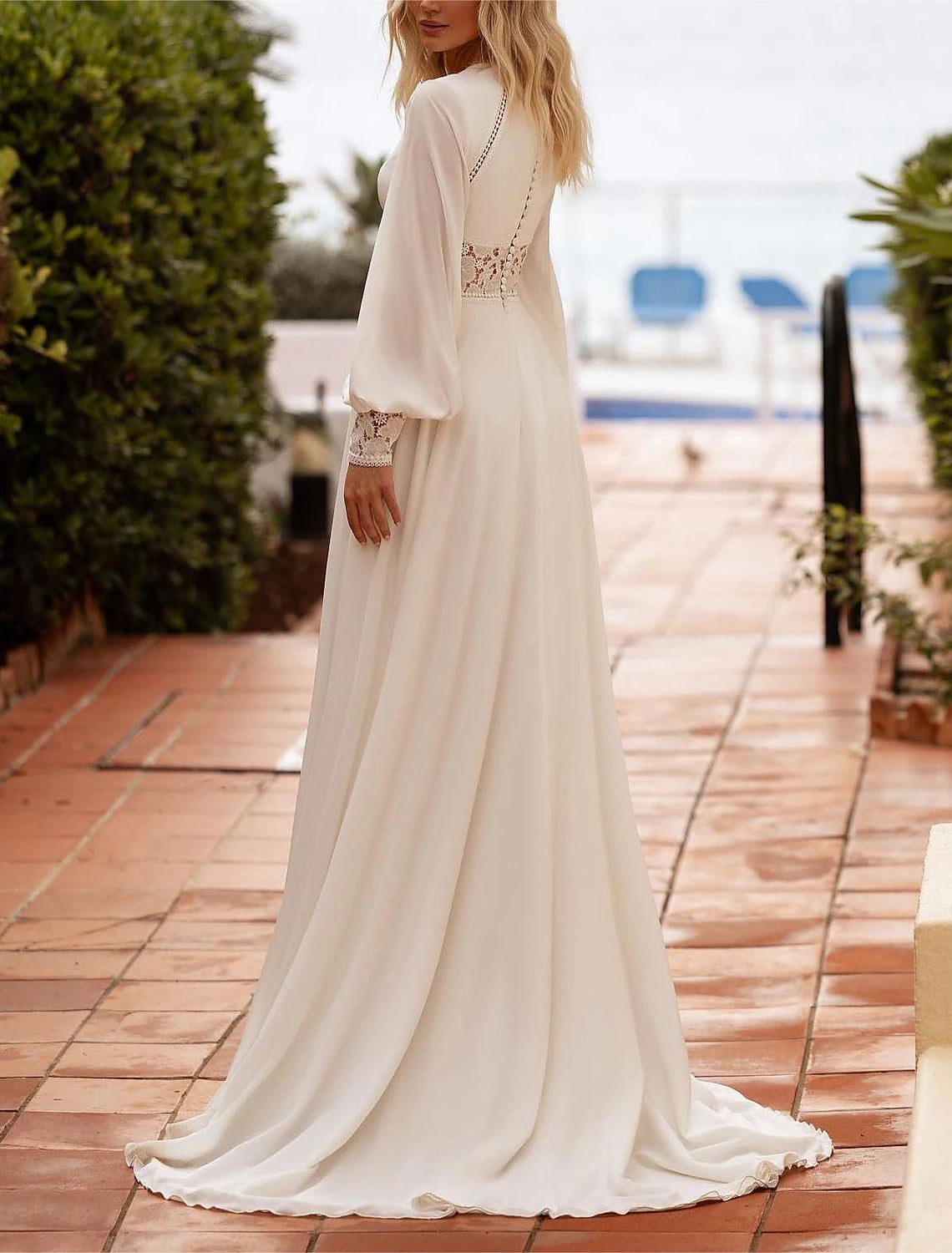 Robe de mariée bohème décontractée, coupe trapèze, col bateau, manches longues, longueur au sol, en mousseline de soie, avec broderie, couleur unie