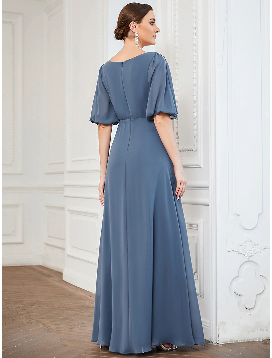 A-Linie Abendkleid Minimalistisches Kleid Hochzeitsgast Abschlussball Bodenlang Halbarm V-Ausschnitt Chiffon mit Falten