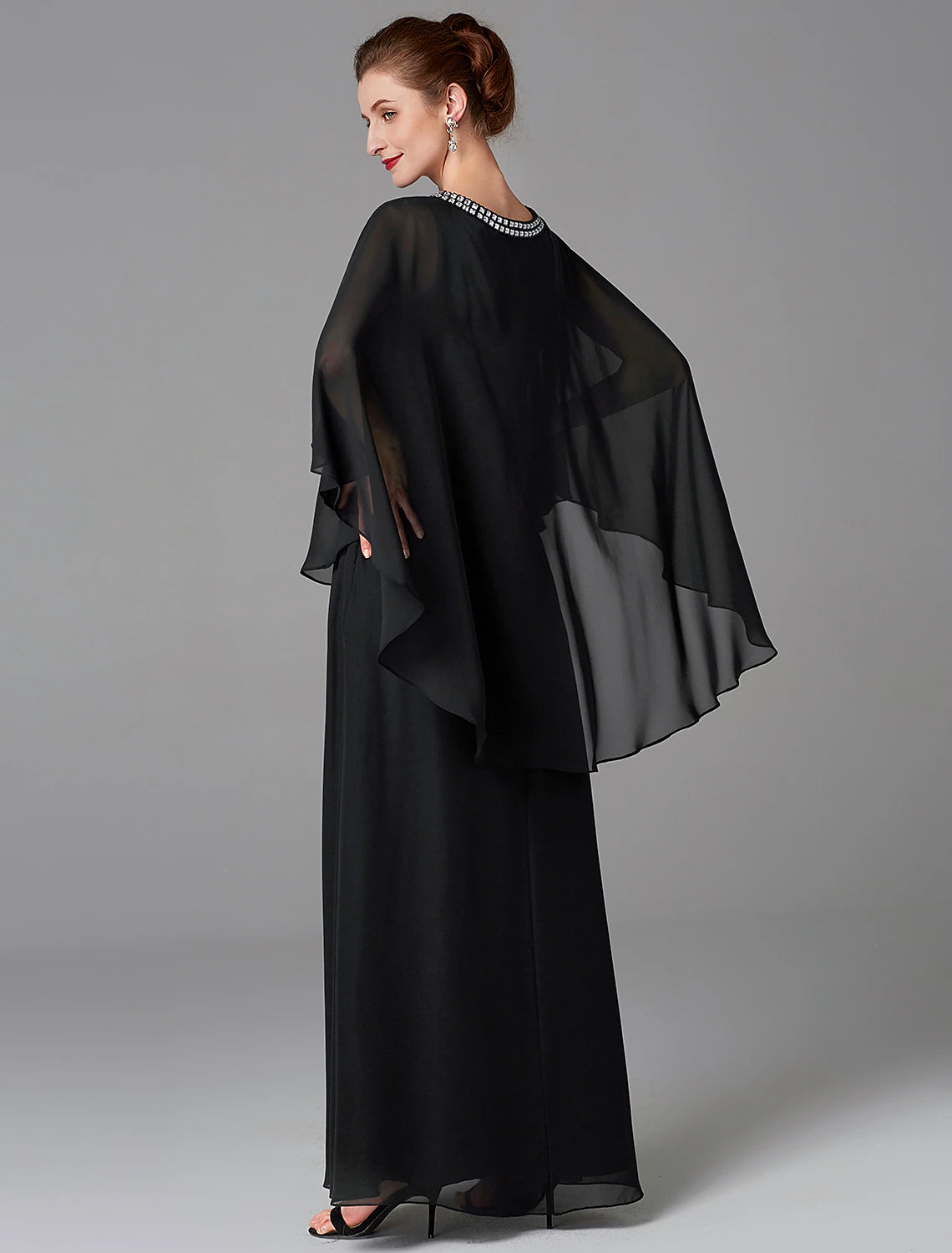 A-Line Mother of the Bride Dress Wedding Guest Elegant Plus Size Jewel Neck Floor Length Chiffon Sleeveless with Beading