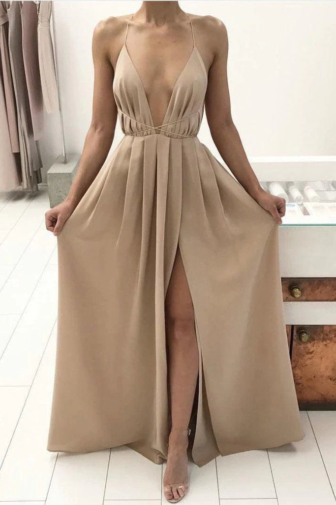 Reifes Ballkleid mit V-Ausschnitt, dünnen Schultergurten, dünnen Schultergurten, offenem Rücken und Schlitz vorne