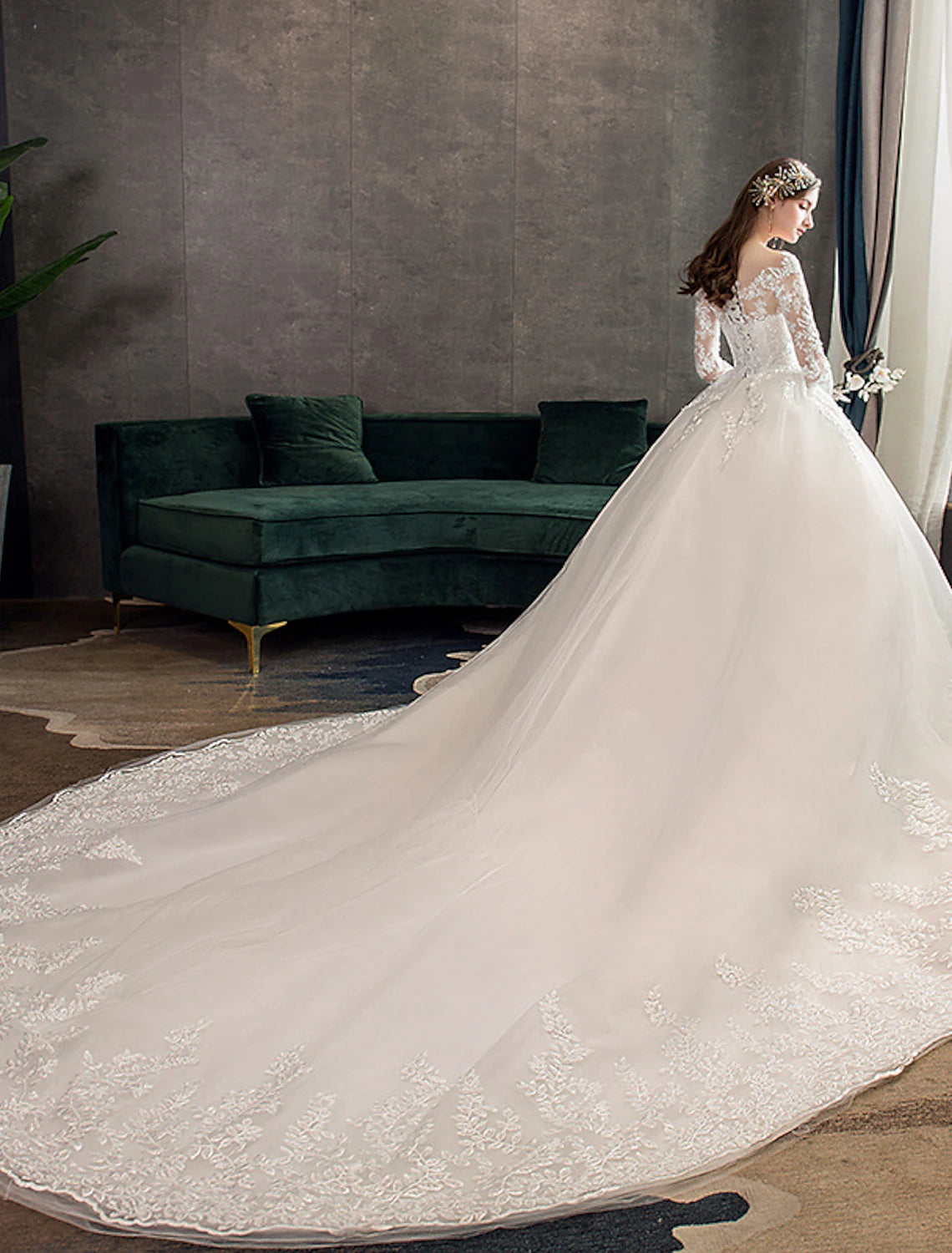 Robes de mariée de fiançailles formelles, robe de bal, col illusion, manches longues, traîne cathédrale, robes de mariée en dentelle avec plis et appliques