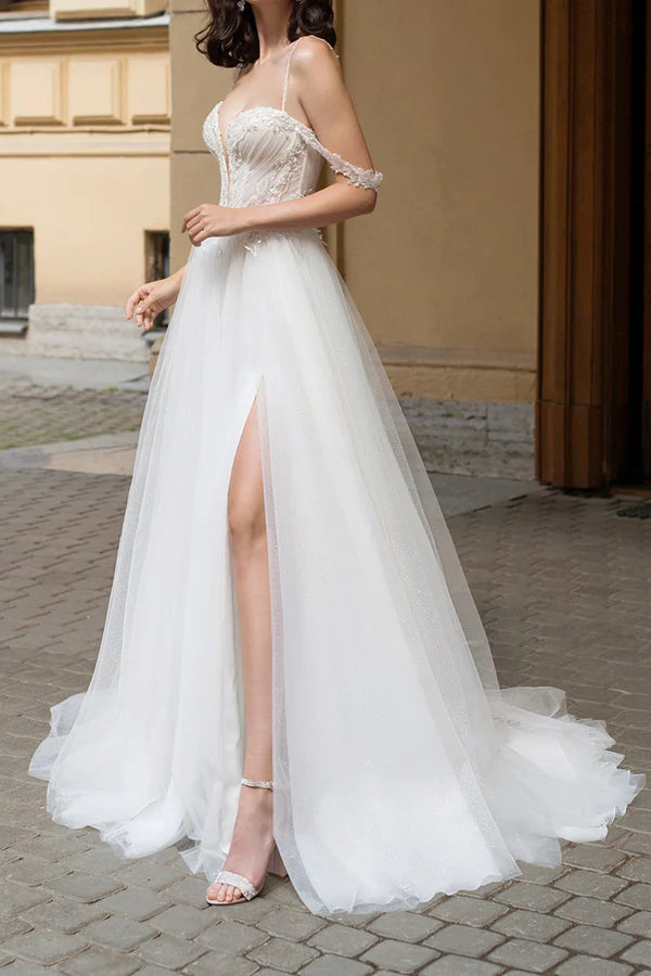 Robe de mariée sexy à col en V profond et fente latérale perlée de style pastoral
