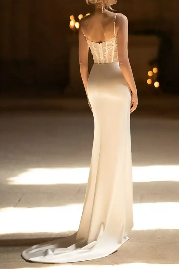 Robe de mariée élégante en queue de poisson avec bretelles fines et perles