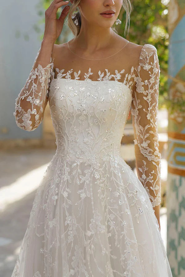 Brautkleid mit langen Ärmeln und Illusion-Ausschnitt aus Spitze