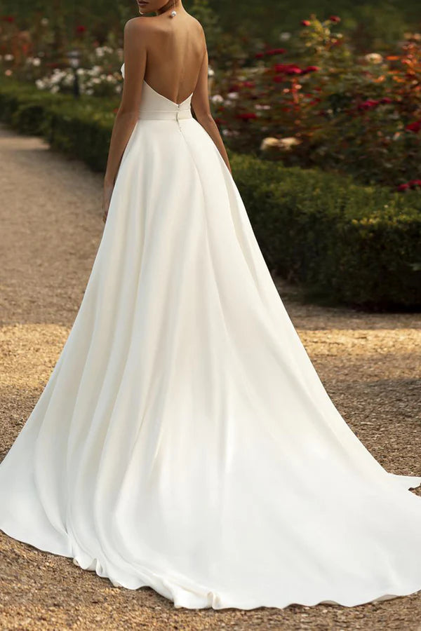 Robe de mariée queue de poisson en satin plissé, décolleté en cœur, simple, avec ourlet amovible