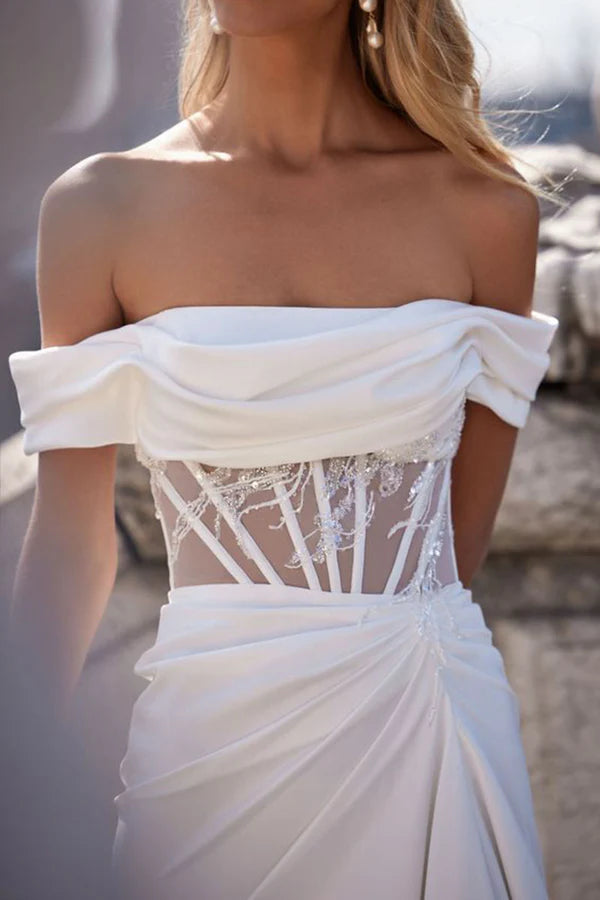 Trägerloses, plissiertes, kurzärmeliges Brautkleid im Bohemian-Stil im Meerjungfrauenstil