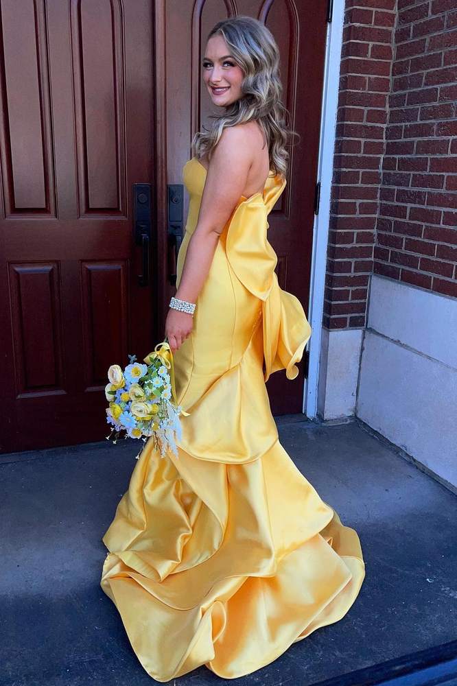 Sunny‑Yellow Mermaid Strapless Square‑Neck Oversized‑Bow‑Back High‑Slip Ruffled‑Train Floor‑Length Satin Prom Dress