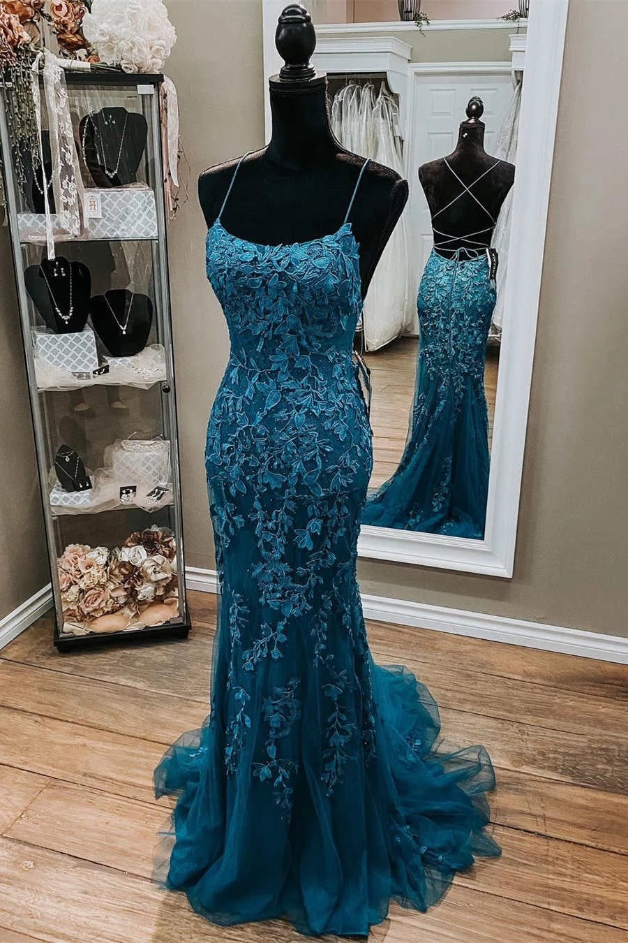 Teal‑Blue Mermaid Scoop‑Neck Spaghetti‑Strap Crisscross‑Lace‑Up‑Back Floral‑Lace‑Applique Tulle Floor‑Length Prom Dress