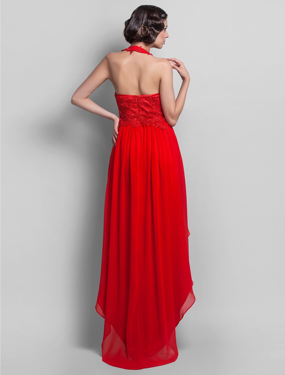 Etuikleid / Säulenkleid mit offenem Rücken für Hochzeitsgäste und Cocktailpartys, asymmetrisch, ärmellos, Neckholder, Chiffon, rückenfrei mit Applikationen