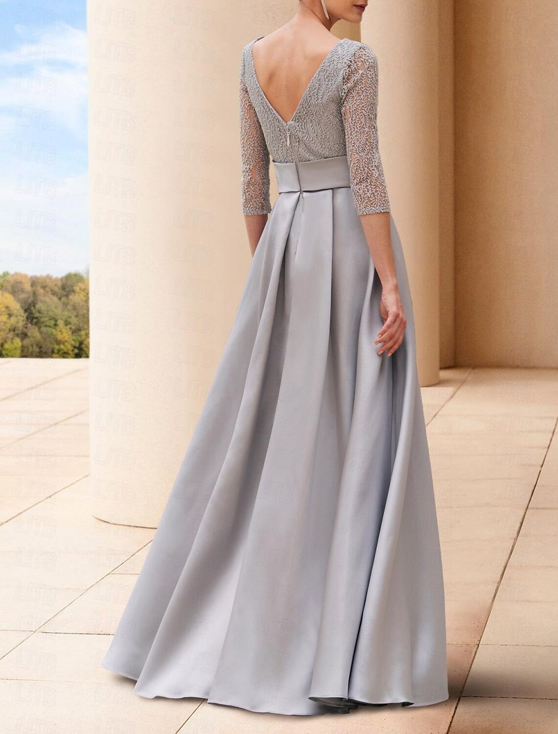 A-Linie Kleid für die Mutter der Braut, formeller Hochzeitsgast, elegant, Bateau-Ausschnitt, bodenlang, mit Pailletten, italienischer Satin, 3/4-Ärmel, mit Schleife(n), Falten, Kristalle