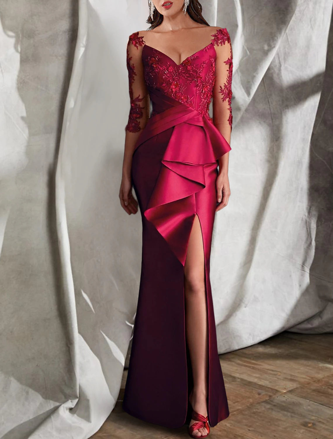 Meerjungfrau/Trompete Abendkleid Elegantes Kleid Hochzeitsgast Verlobung Bodenlang 3/4 Ärmel V-Ausschnitt Satin mit drapierten Schlitzapplikationen