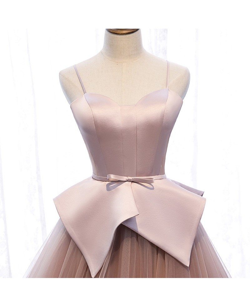 Edles und einzigartiges rosafarbenes, schulterfreies, transparentes Ballkleid mit dünnen rosafarbenen Schulterträgern und rückenfreien Trägern, langes, bodenlanges Ballkleid