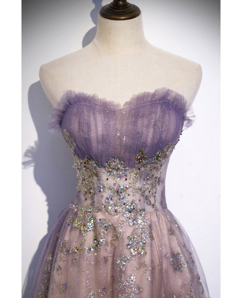 Robe de soirée élégante et noble en dentelle violette sans manches avec une fine robe de soirée scintillante en forme de A/Sweetheart Princess Sweeping Train avec bords volantés, dos nu et longueur au sol