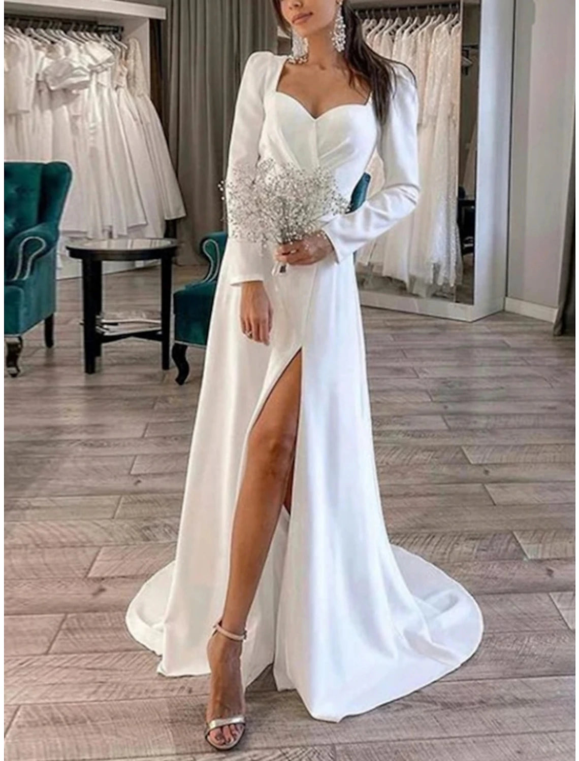 Formelle Brautkleider Etui-Linie Herzausschnitt Langarm Hofschleppe Satin Brautkleider mit Falten Schlitz Vorne