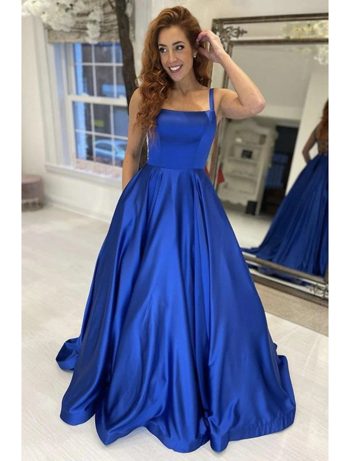 Robe de bal trapèze, robe princesse, bal de promo formel, traîne courte, sans manches, sans bretelles, en satin, dos nu, avec plis