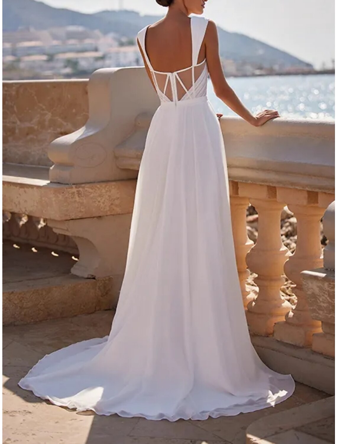 Kleine weiße Kleider Brautkleider A-Linie Quadratischer Ausschnitt Ärmellos Sweep/Pinsel Schleppe Chiffon Brautkleider Mit Falten Geschlitzte Vorderseite