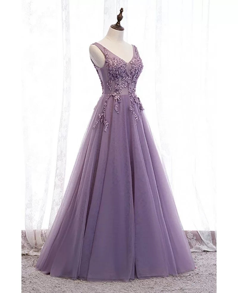 Robe de soirée élégante en dentelle perlée violette sans manches avec col en V violet, dos nu et robe de bal longue au sol