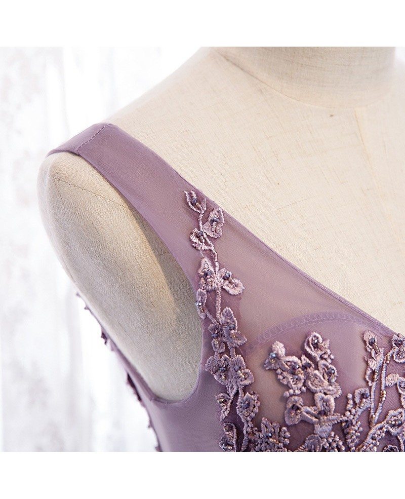 Robe de soirée élégante en dentelle perlée violette sans manches avec col en V violet, dos nu et robe de bal longue au sol