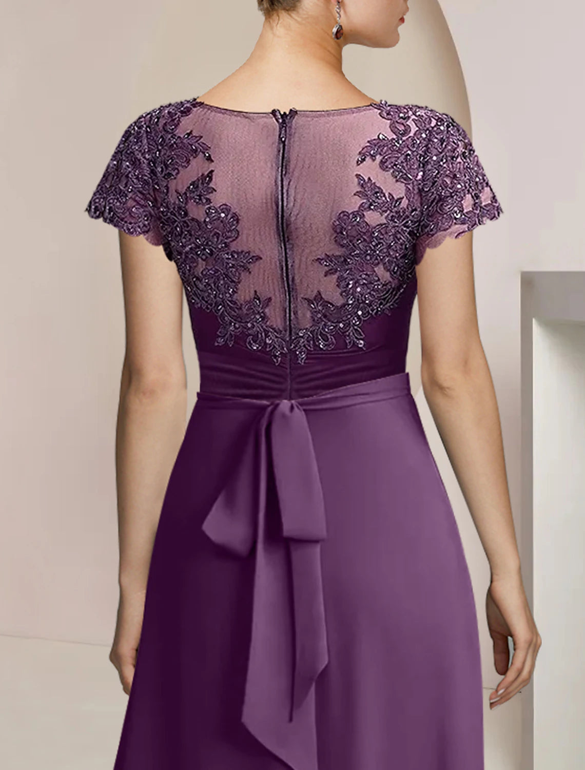 A-Linien-Kleid für die Mutter der Braut, formelle Hochzeitsgastparty, eleganter U-Ausschnitt, asymmetrische Teelänge, Chiffonspitze, kurze Ärmel mit Perlen-Pailletten-Applikationen