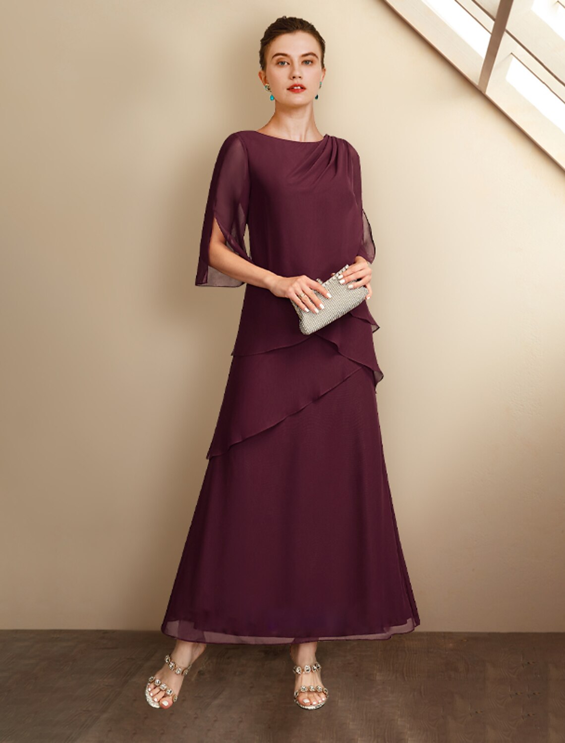 A-Linie Kleid für die Mutter der Braut, Hochzeitsgast, Übergröße, elegant, Rundhalsausschnitt, knöchellang, Chiffon, halbe Ärmel mit Rüschen, seitlich drapiert, Herbst