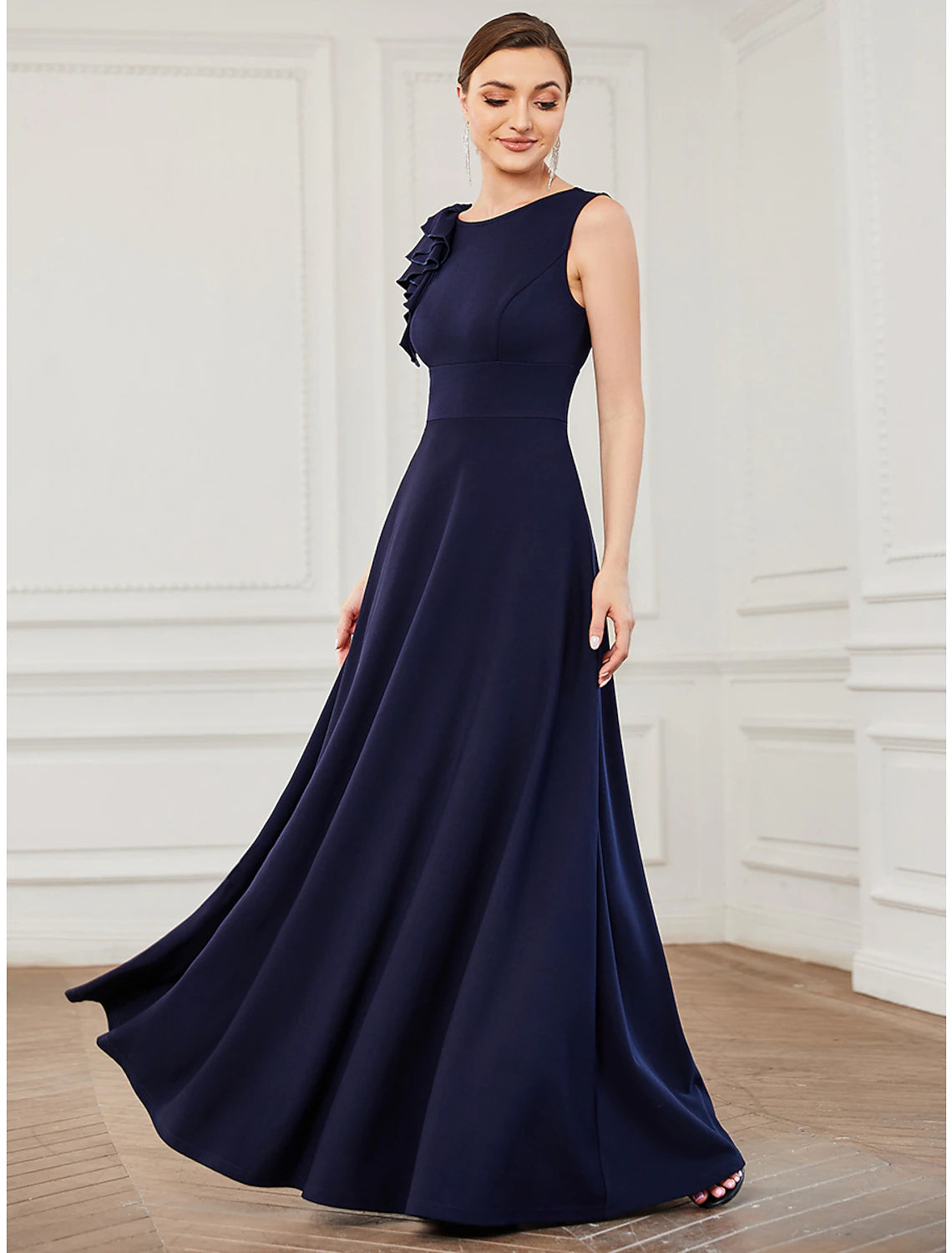 Robe de soirée trapèze grande taille, robe formelle pour invité de mariage, longueur au sol, sans manches, col bijou, robe de demoiselle d'honneur, en polyester avec applications drapées, couleur pure