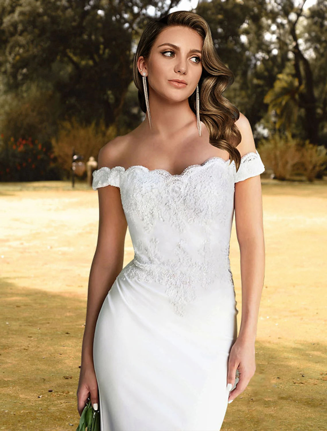 Robes de mariée de plage sirène/trompette, épaules dénudées, manches courtes, traîne courte, en dentelle, avec appliques