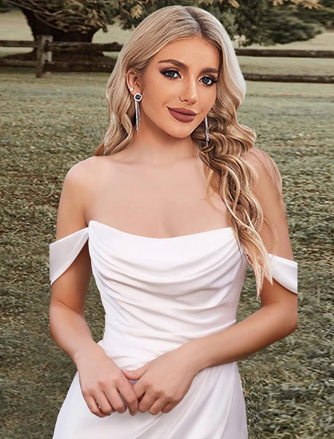 Robes de mariée bohème sirène épaules dénudées sans manches traîne en tissu extensible avec fente et fronces