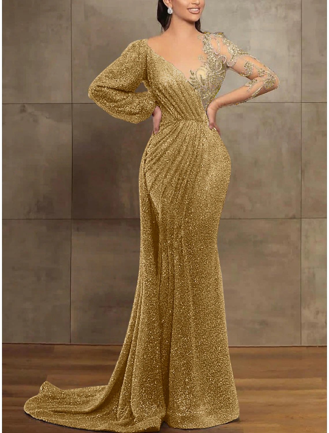 Pailletten Meerjungfrau / Trompete Abendkleid Champagner Gold Elegantes Kleid Formelles Rot Grün Kleid Hofschleppe Langarm Illusion Hals Pailletten mit Falten