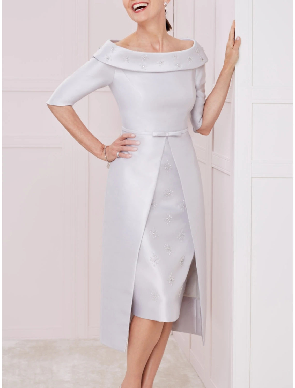A-Linie Kleid für die Mutter der Braut, Hochzeitsgast, elegant, zierlich, U-Ausschnitt, teelang, Kunstseide, halbe Ärmel, mit Schleife(n), Pailletten