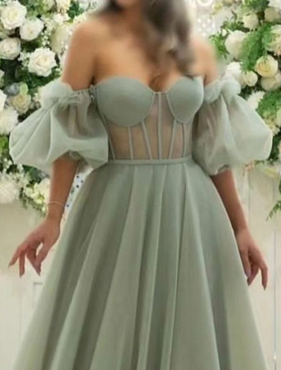 Robe de bal trapèze, corset, robe de mariée, cravate noire, traîne courte, manches courtes, sans bretelles, tulle avec fronces